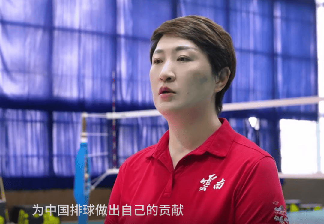 中国女排首战韩国 何琦率队遇突发状况 亚排联推迟比赛 原因找到了