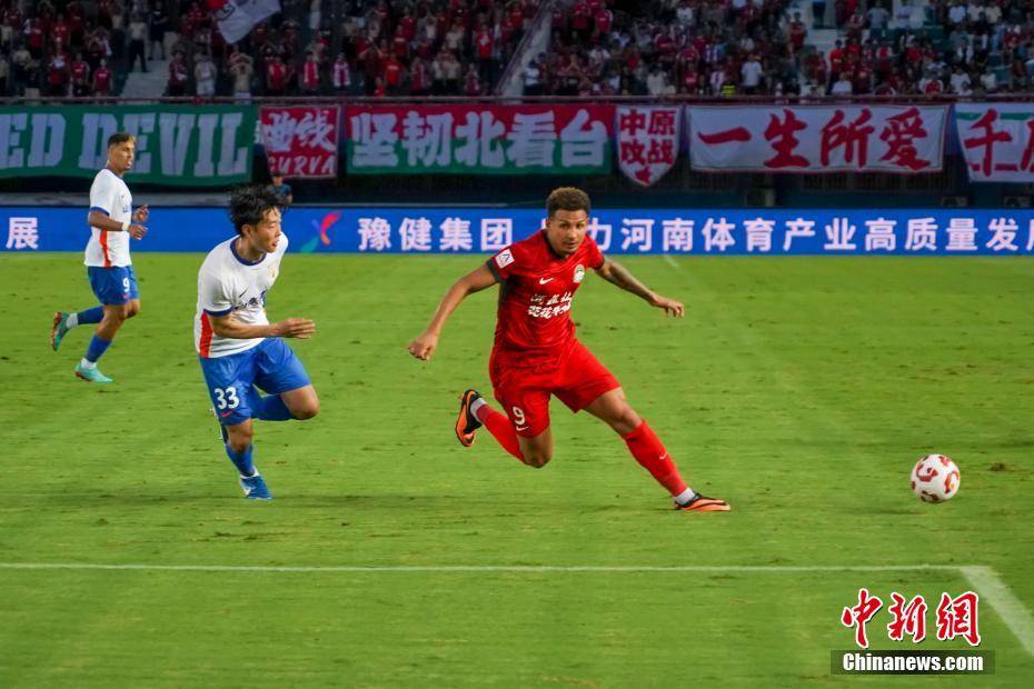 2025中超联赛：河南俱乐部酒祖杜康队2比2战平山东泰山队