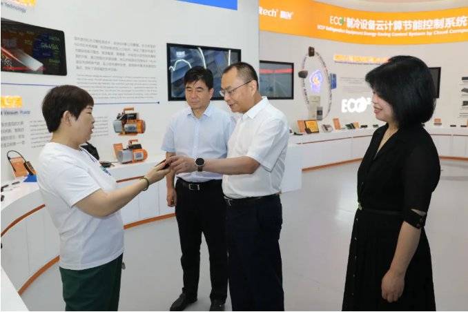 在我一生最猥琐的时候遇见你:江苏省检察院党组书记、检察长赵铁实调研指导徐州检察工作