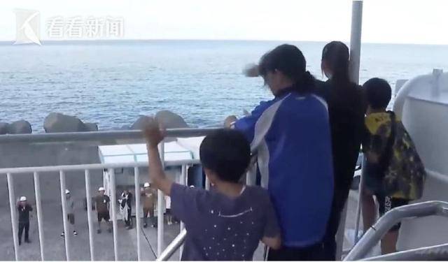 日本末世预言仅剩1天:有人撤离,有人囤物资,有人正常加班 日本末世预言仅剩1天:有人撤离,有人囤物资,有人正常加班