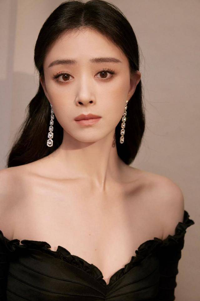 分手13年后，蒋欣再次让世界“刮目相看”，娶高斯的王阳后悔了吗