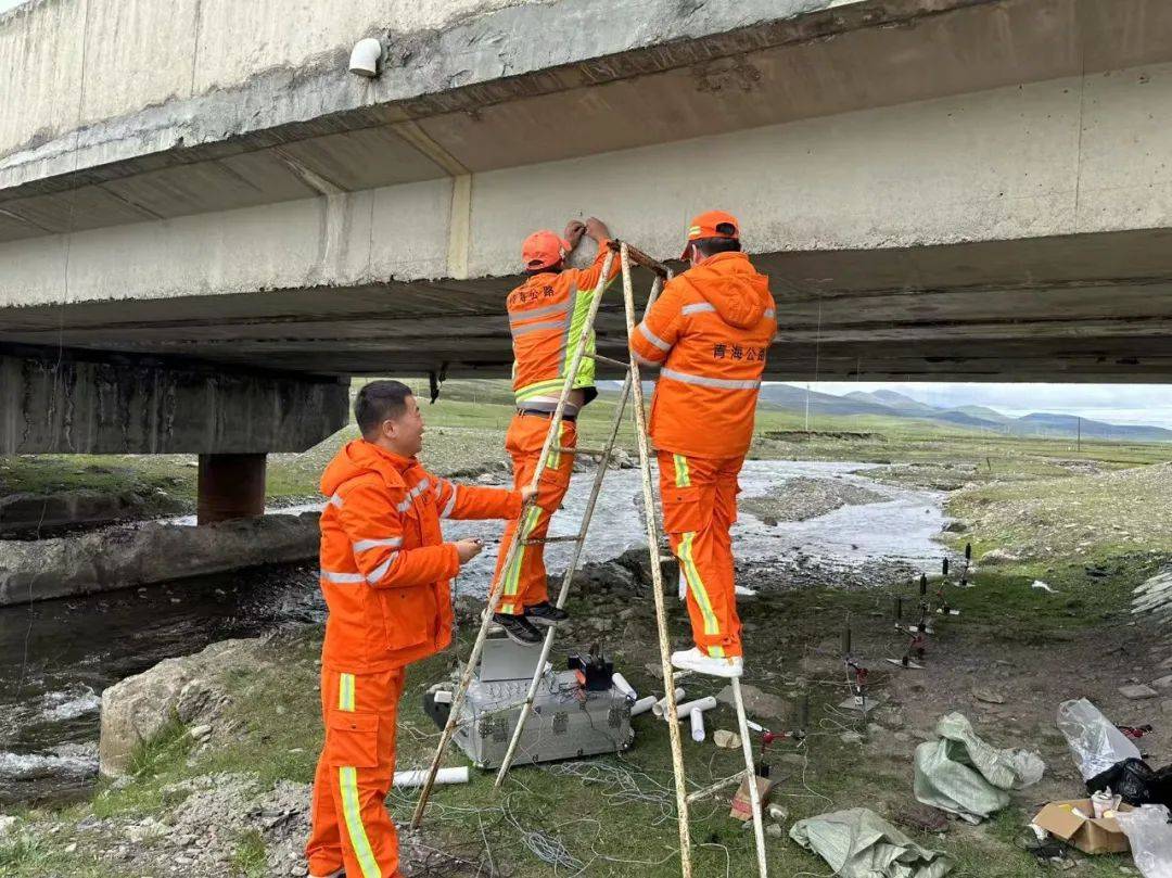道路养护技术：城市血管的保健师