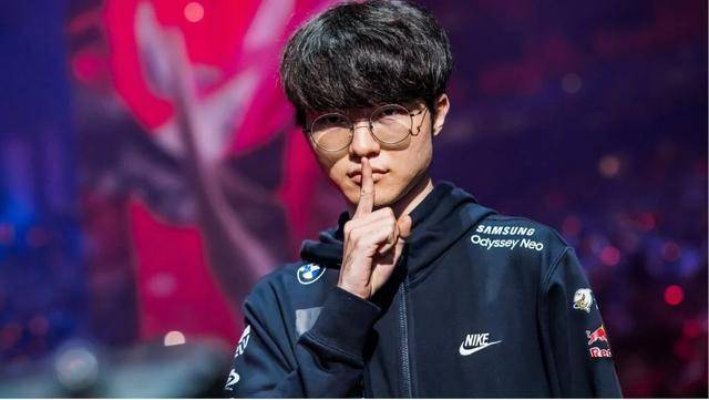 Faker再创历史！职业生涯第12次晋级LOL世界赛决赛圈