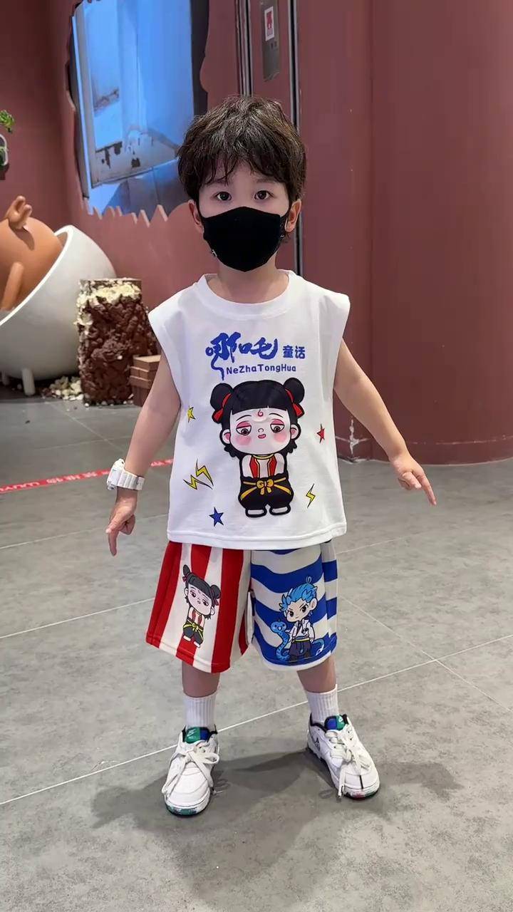 小孩子能有什么坏心思,不过是想每天穿着自己喜欢的衣服酷帅出街夏季