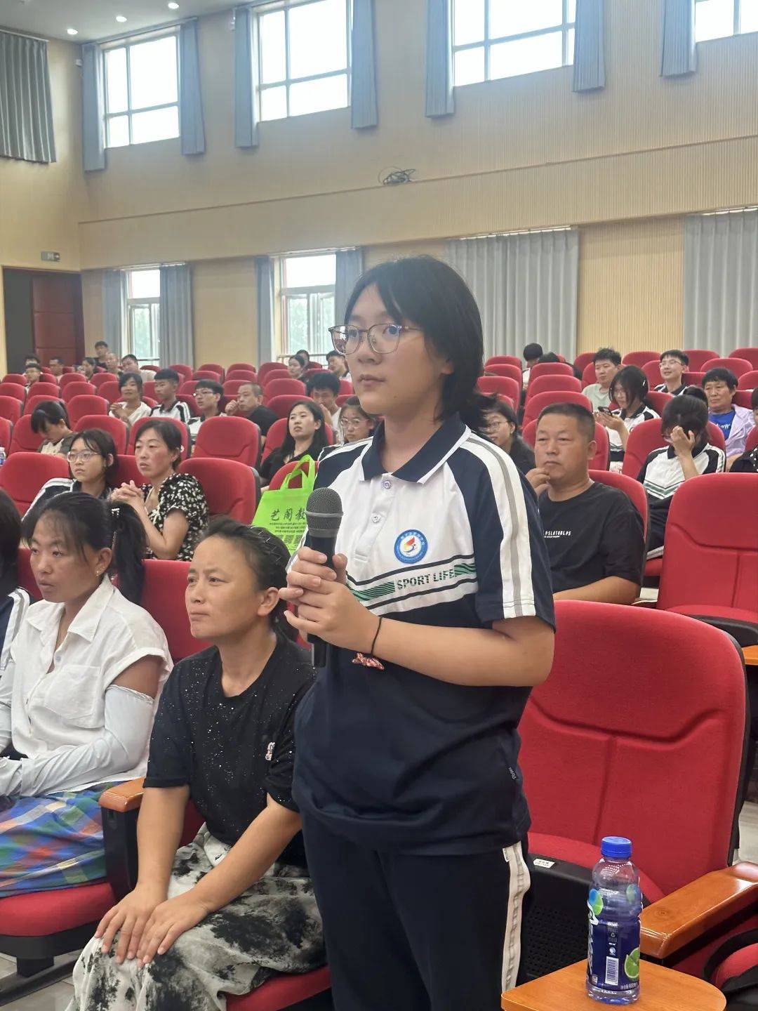|保定十七中毕业季闪光的行动十七学子走进顺平四校