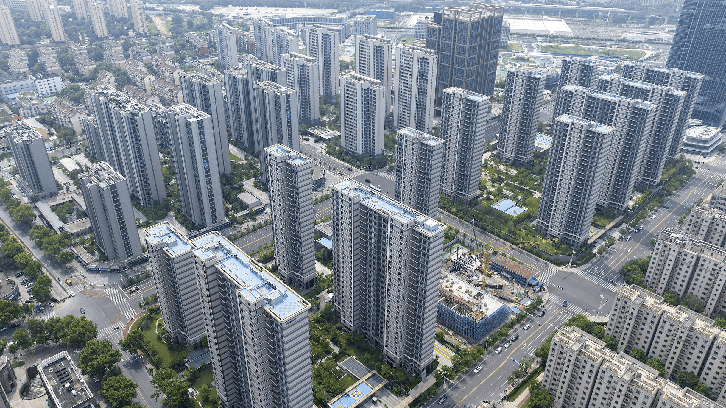 LPR在7月保持不变，分析师：下个赛季仍然有跌倒的空间