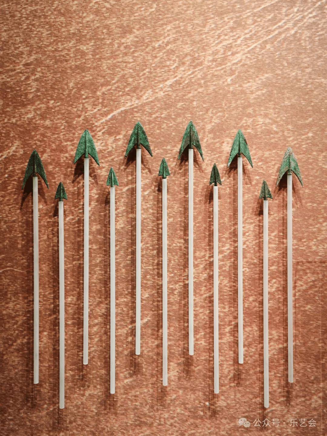 花脚大仙分享:《虎踞江南——新干大墓与青铜王国》之七青铜兵器戎装