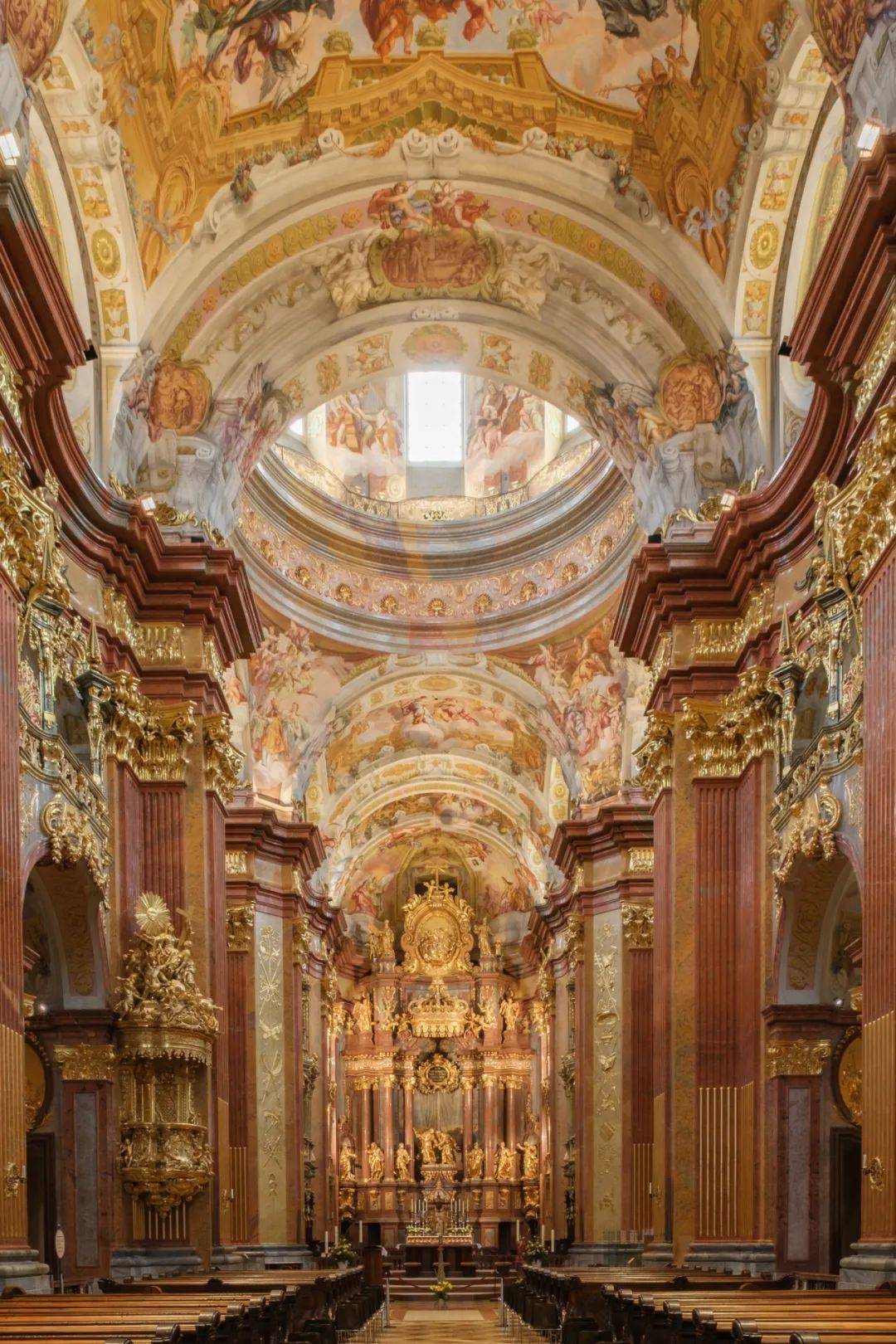 走进《玫瑰之名》的灵感之源:梅尔克修道院