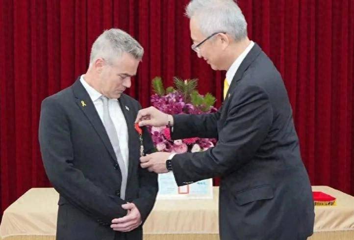 华体会- 华体会体育官网- 体育APP下载以色列挑战“一个中国”中方打七寸外交部：支持巴勒斯坦建国