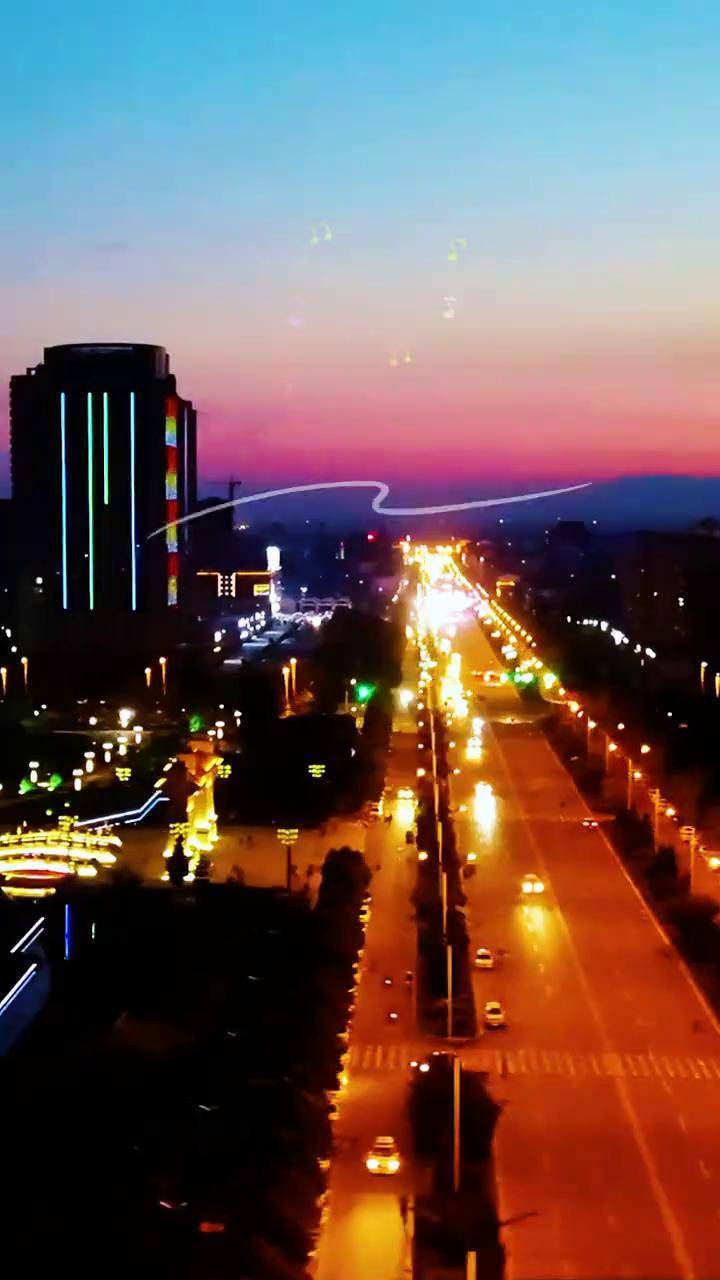 早安,曲沃!晋园的夜,被璀璨灯火点亮