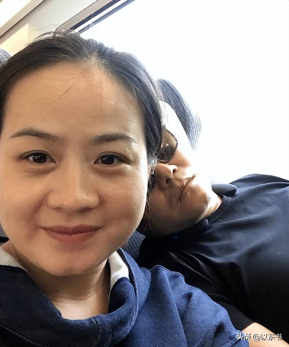 原来她就是岳云鹏妻子,怪不得演唱会轻松翻盘,娶一个贤妻旺三代