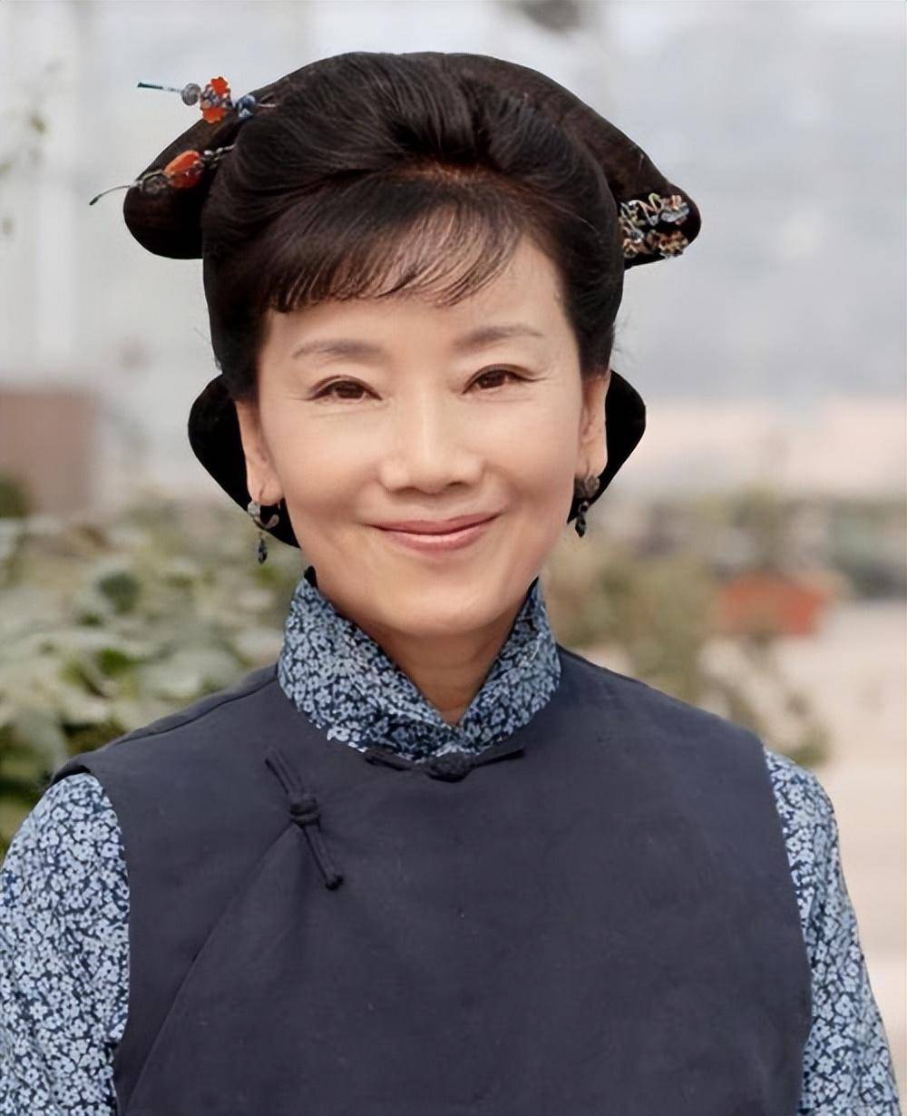赵奎娥:嫁演员陈宝国,结婚39年生一子,丈夫不睡觉让她很烦恼