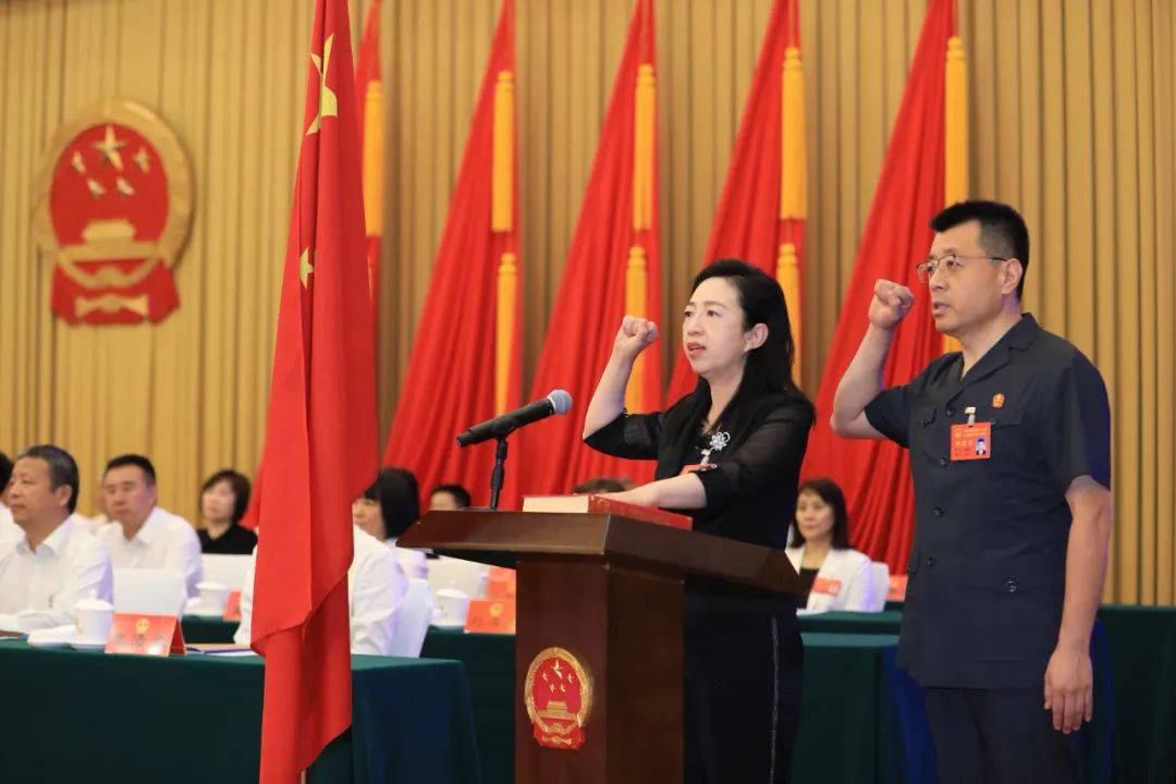 聂杰英当选朝阳区区长，刘海东当选朝阳区人民法院院长