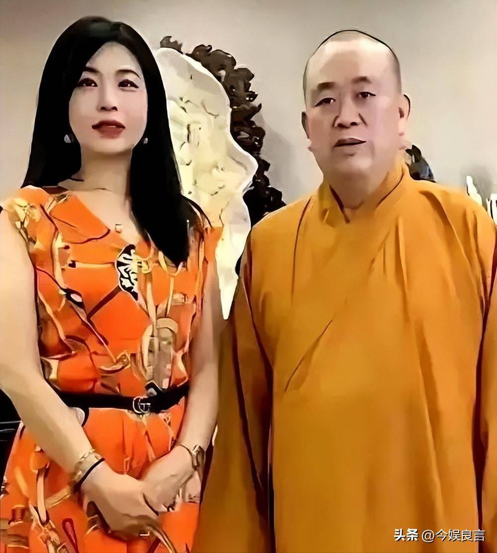 一石激起千层浪！释永信被查第4天，央视主持刘芳菲也受到牵连