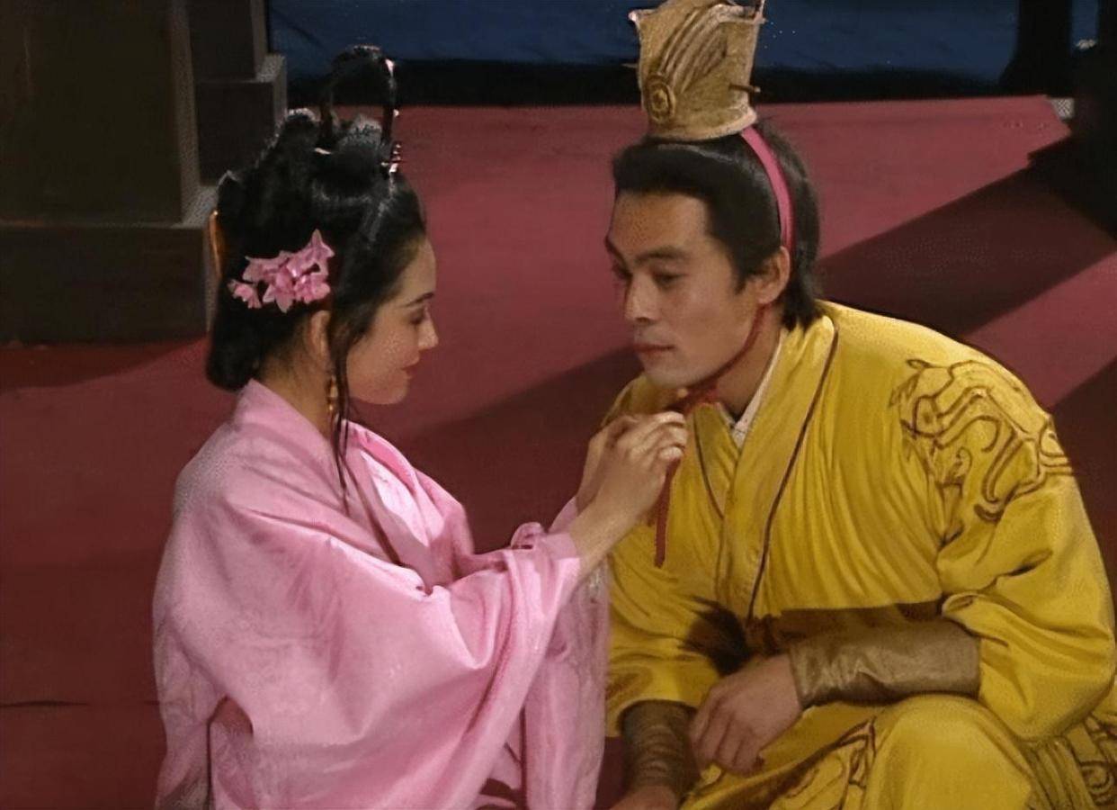 演员张光北,出生于军人家庭,曾当过兵,退役后考入中戏,1986年出演