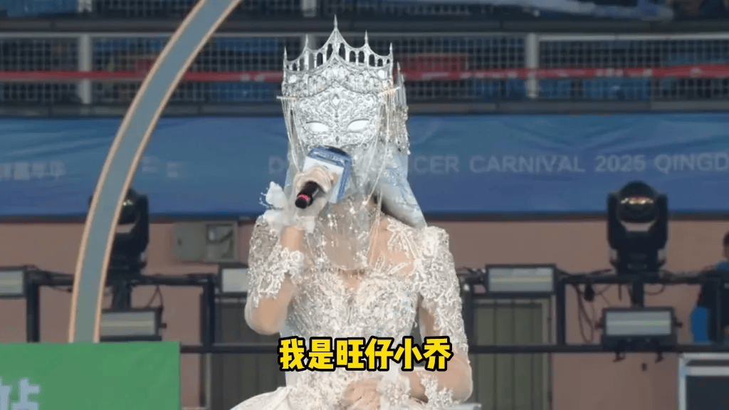 彻底凉凉！她被禁言，掉粉超540万，“榜一大哥”喊话：还钱，80万！