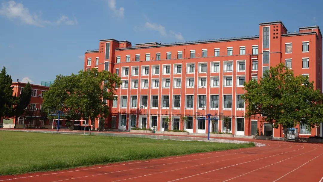 带你了解"家门口"的学校