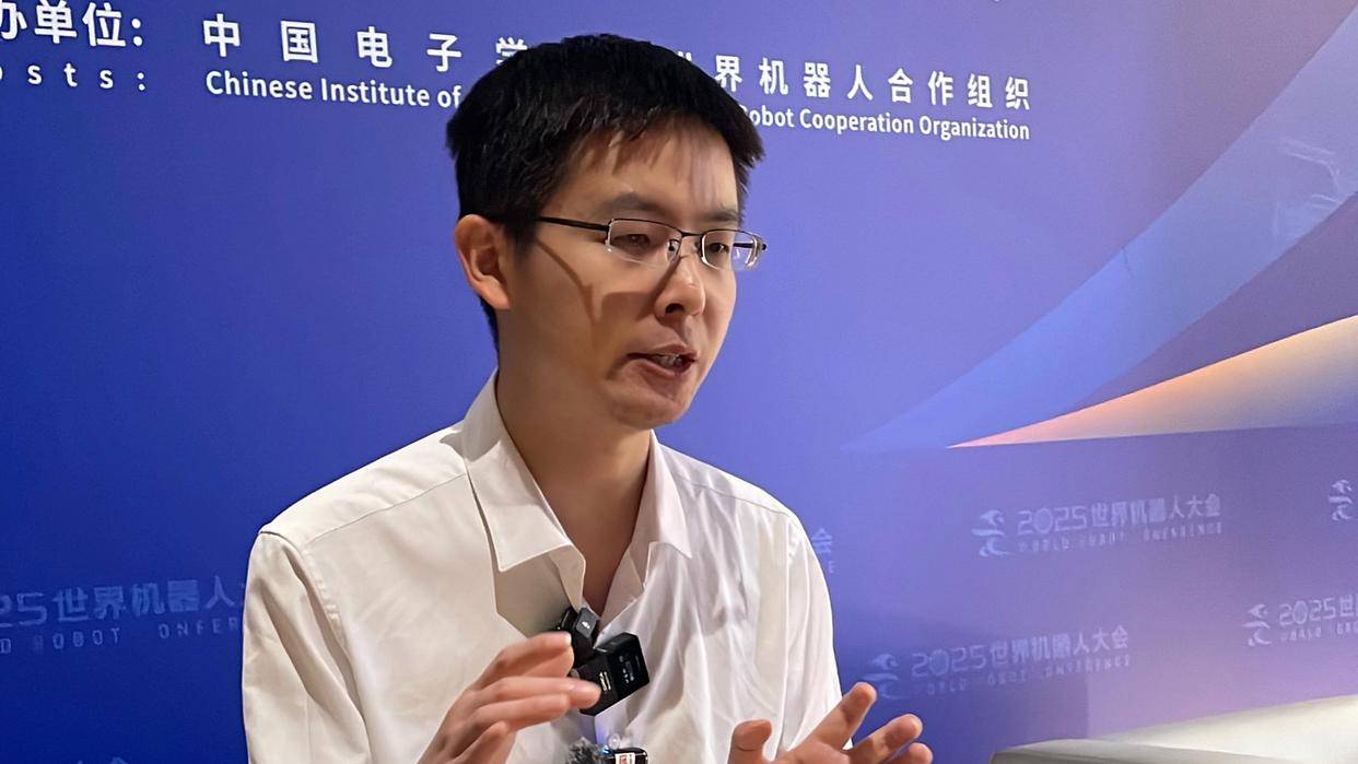 王兴兴：人形机器人目前最大难点在模型层面，还没达到类似ChatGPT的临界点