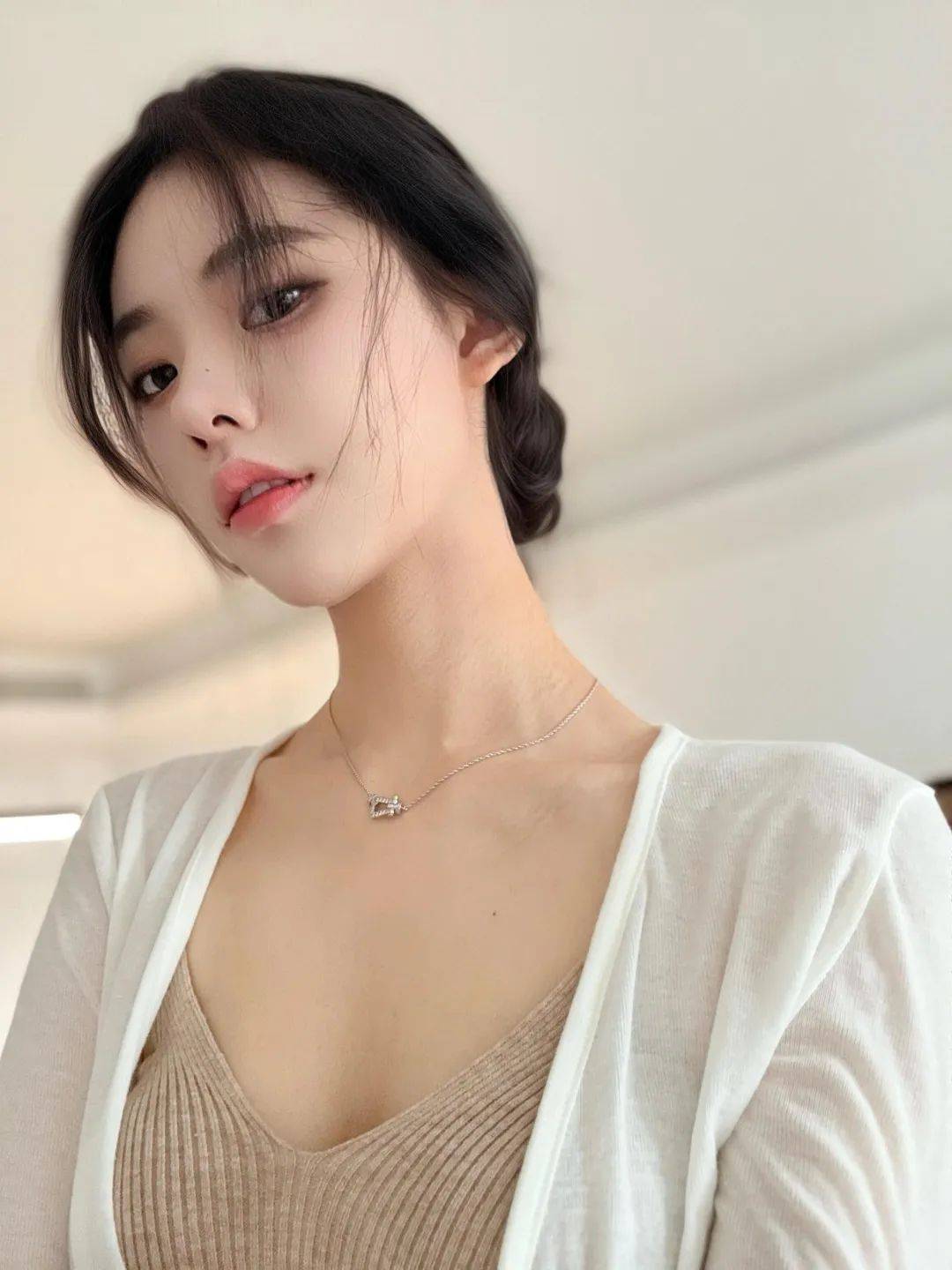 清茶一盏，抵过人间万千__清茶一盏，抵过人间万千