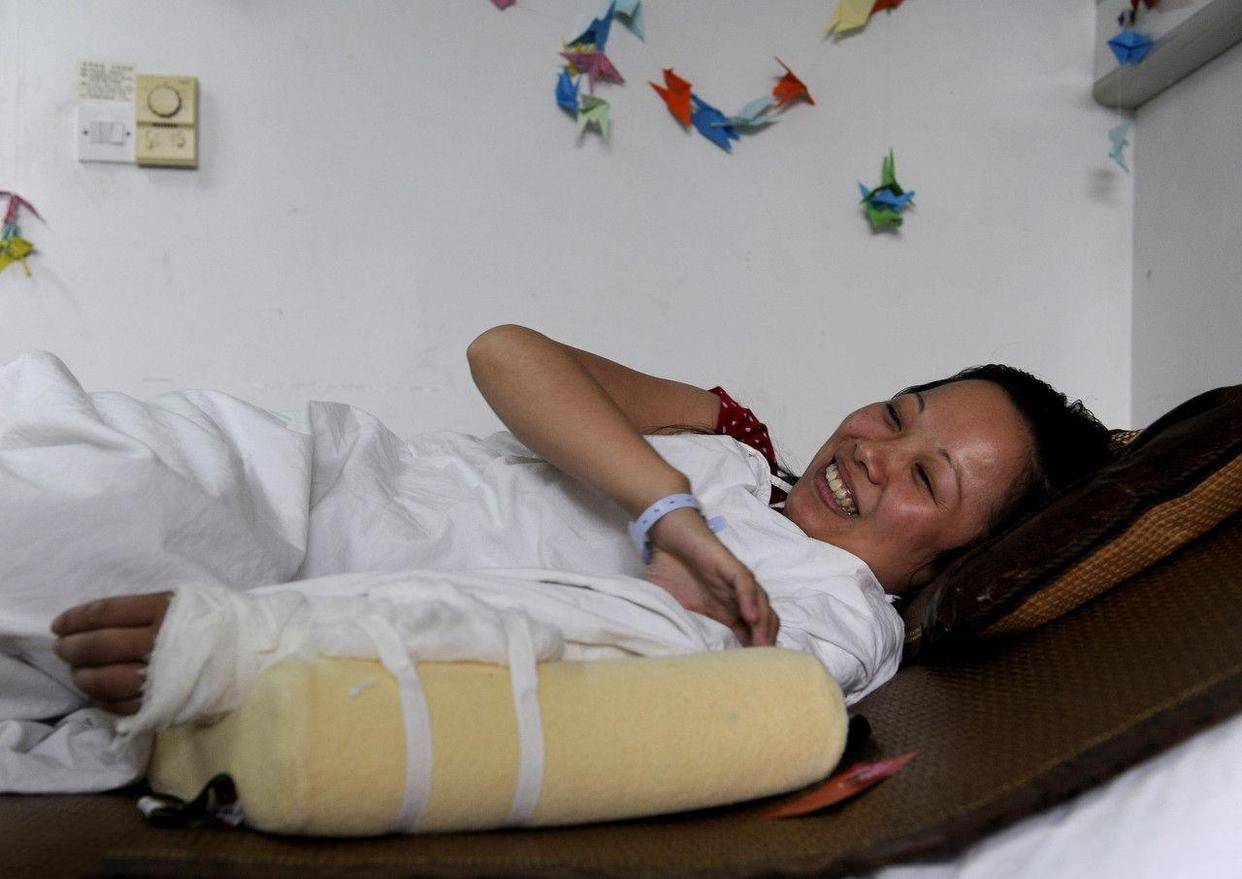 10年后,两家人亲如一家