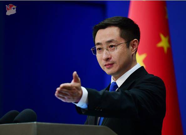 中方对日本护卫舰警告射击，至少发射两发炮弹？外交部回应