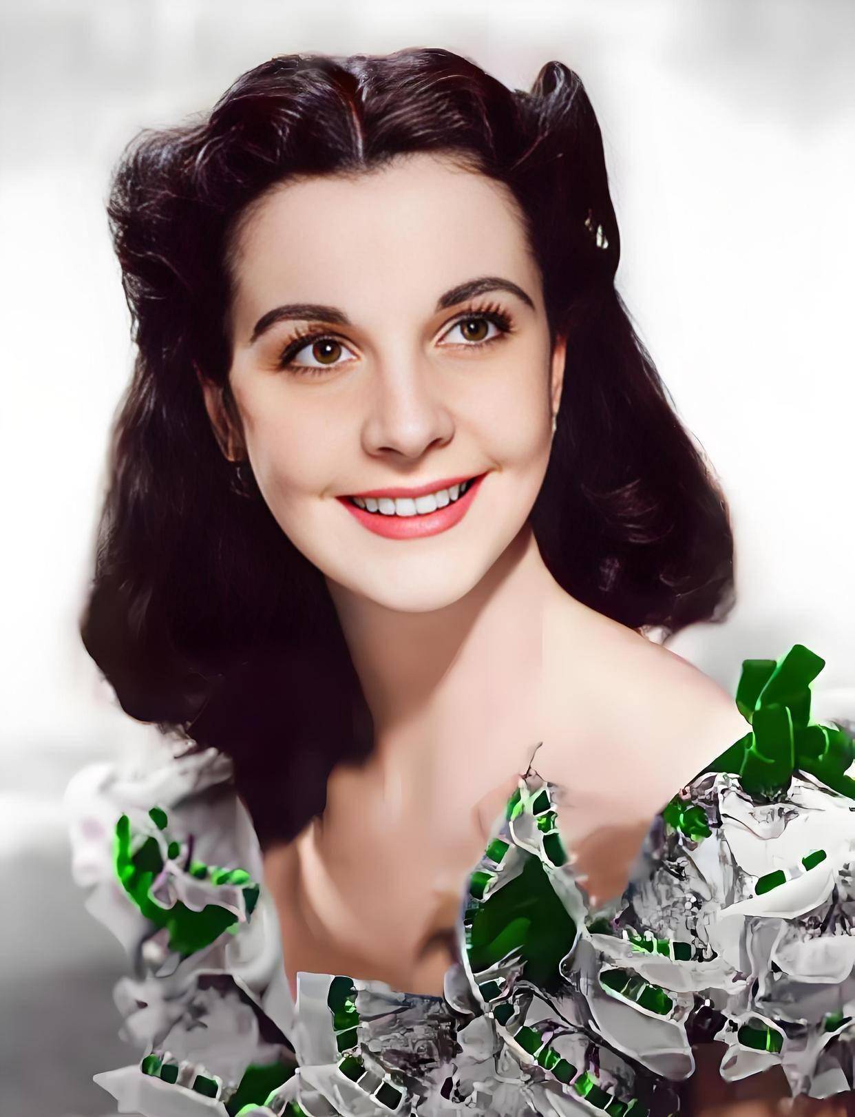 费雯丽的美貌被高估了?一组老照片告诉你,猫系美人灵动又魅惑