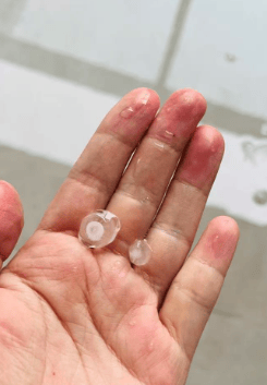 瞬间降温！杭州下冰雹了！暴雨、10级雷雨大风！