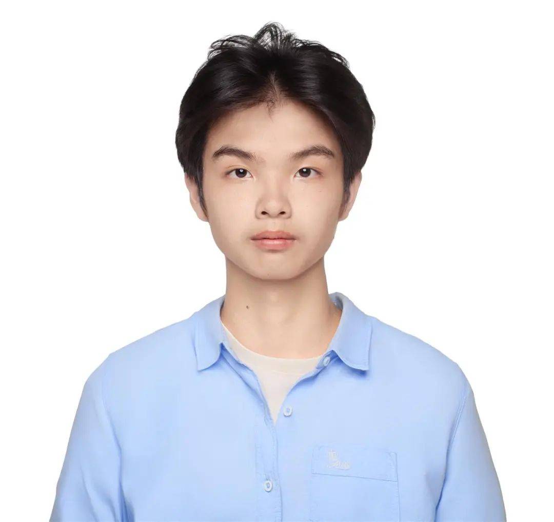 17岁少年跳水救六旬落水老人不幸遇难，妈妈：他生性善良，忘记了自己不会游泳