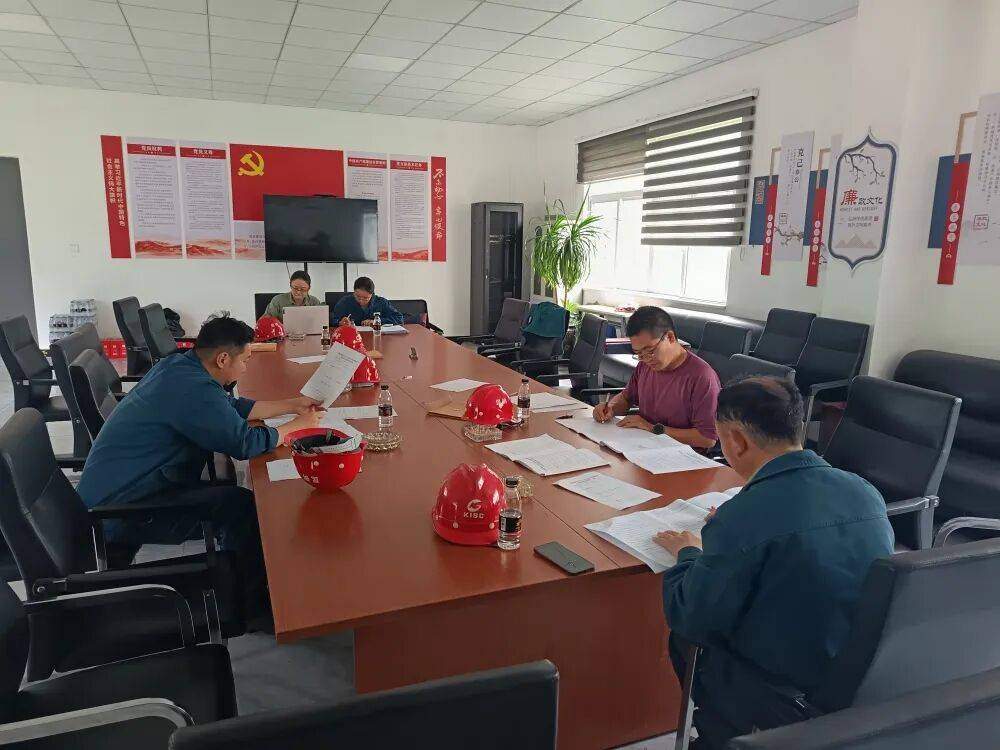 2025年度云煤能源公司职工推焦车司机技能竞赛在安宁焦化厂圆满完成