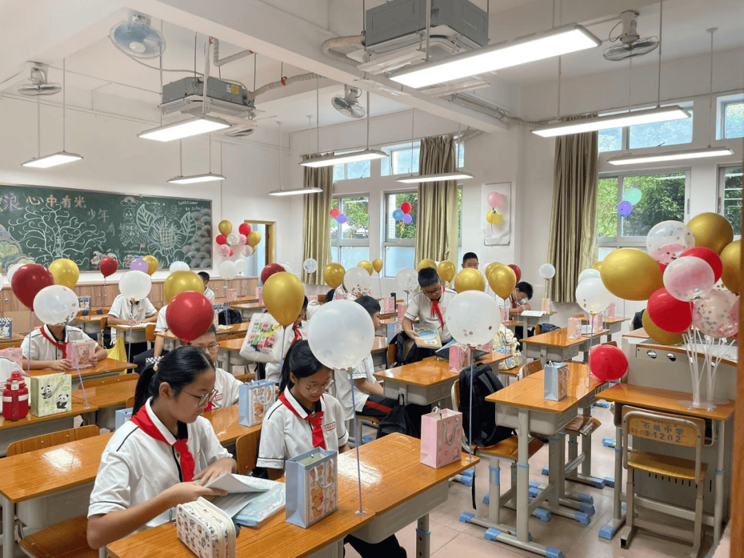 开！学！啦！