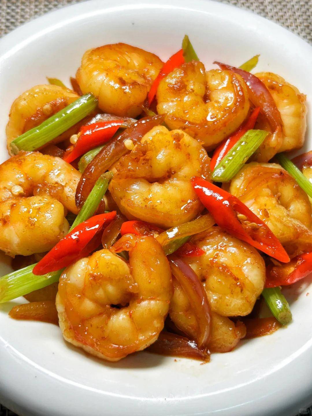 炒虾仁直接炒是错教你一招虾仁q弹不缩水