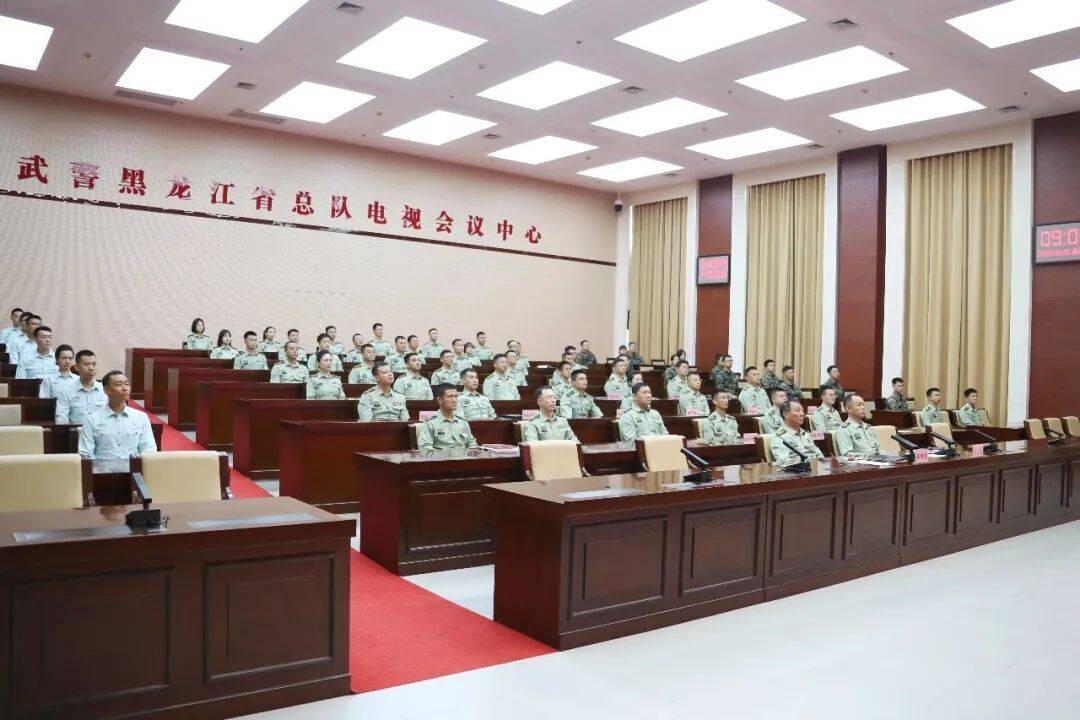 武警部队官兵收听收看纪念中国人民抗日战争暨世界反法西斯战争胜利80周年大会