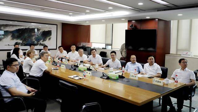 中铁二十局、民生银行济南分行与山东省互联网传媒集团开展党建联建活动