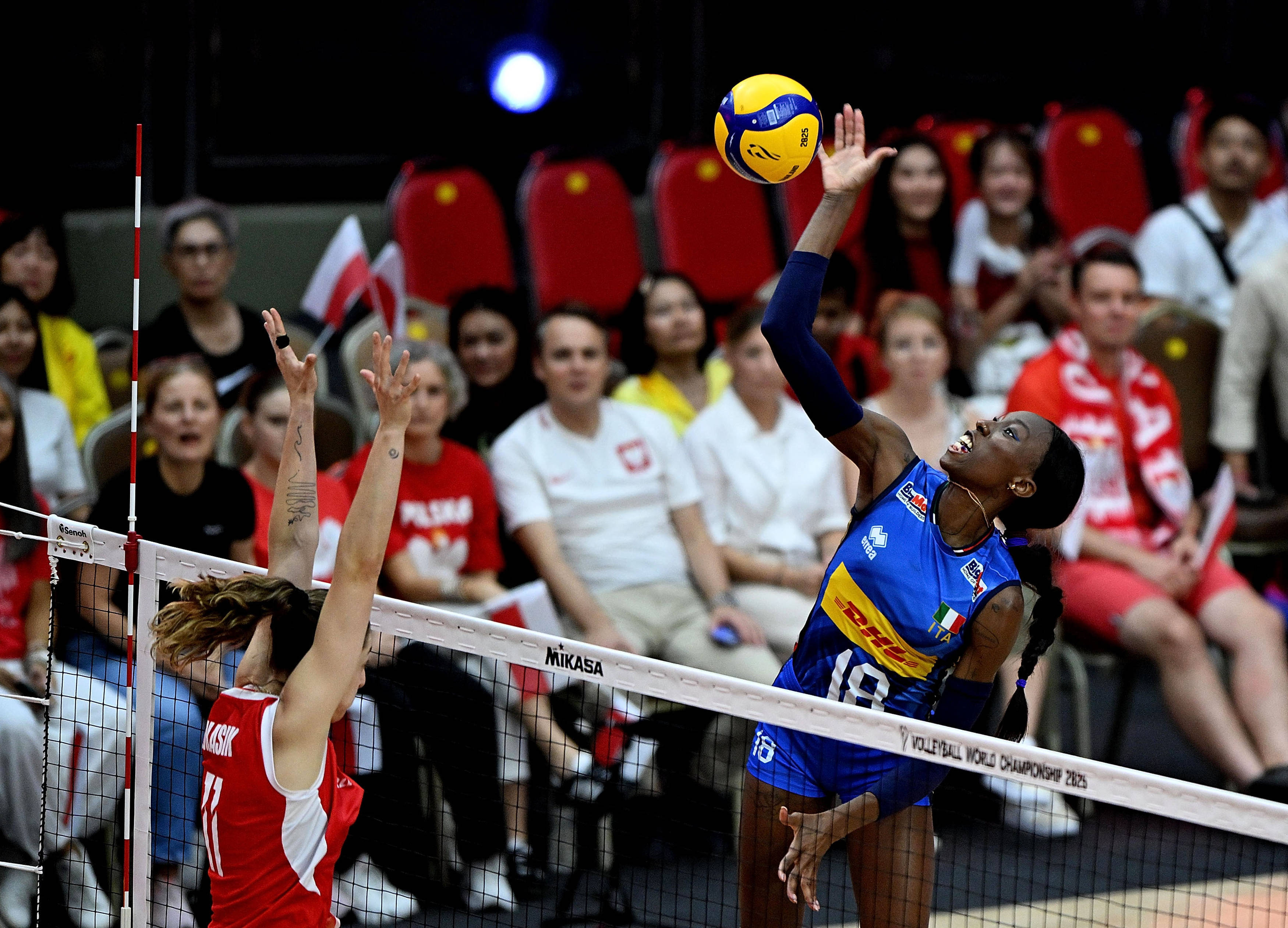 女排世锦赛 ｜ 意大利队、日本队晋级半决赛