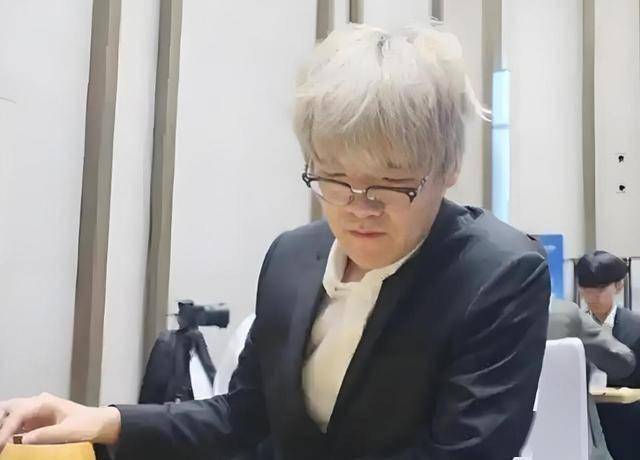 围棋柯洁lg_申真谞冲击第九冠_柯洁职业生涯转折点