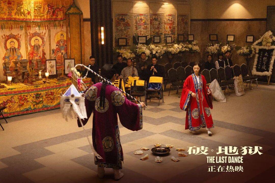 黄子华电影作品票房纪录分析_黄子华栋笃笑2026《洗燥》dvd_黄子华栋笃笑从票房毒药到破纪录者