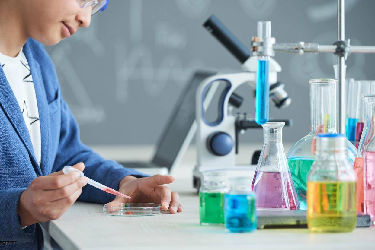 应用化学专业就业方向_应用化学专业就业前景_材料化学专业介绍