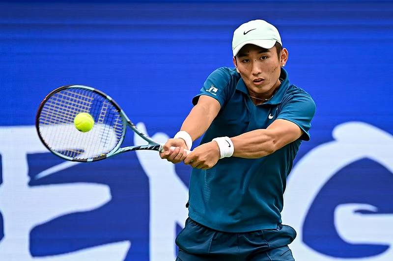 2025ATP成都公开赛：商竣程卫冕失利，脚伤痊愈期待中国赛季反弹