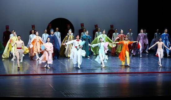 惊鸿绘诗境 曼妙梦红楼——记芭蕾舞剧《红楼梦》海外首演 (图1)