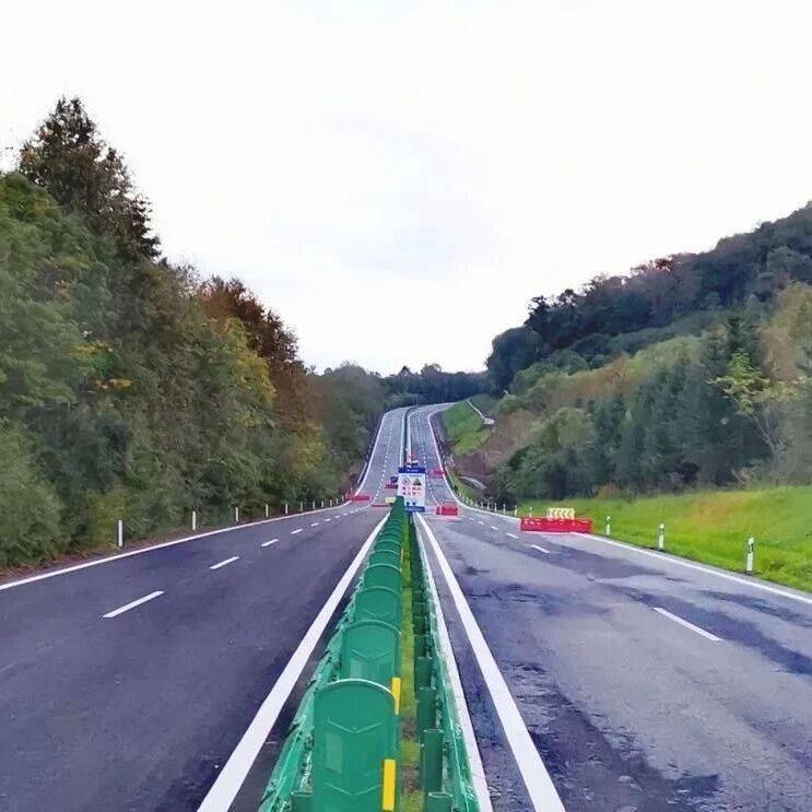 聚焦“最美国道”G331丨吉林省沿边开放旅游大通道(G331项目)一线观察_长白山_临江市_建设