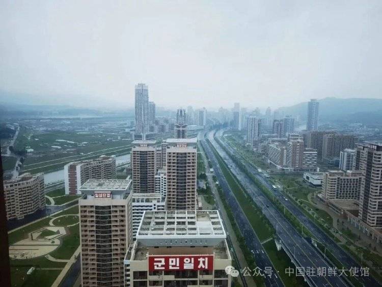 中国外交官镜头里的朝鲜：平壤建设新貌
