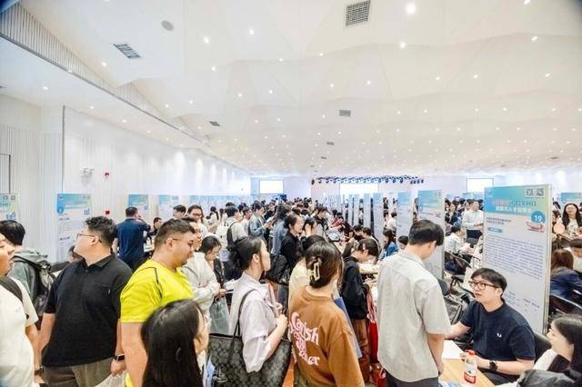苏州全国秋招全面开启 10万+岗位呼唤“城市合伙人”