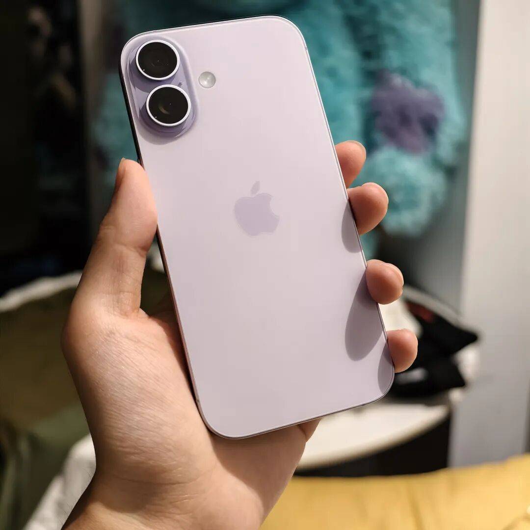 全面测完iPhone 17系列，苹果真让我觉得有点陌生。。。