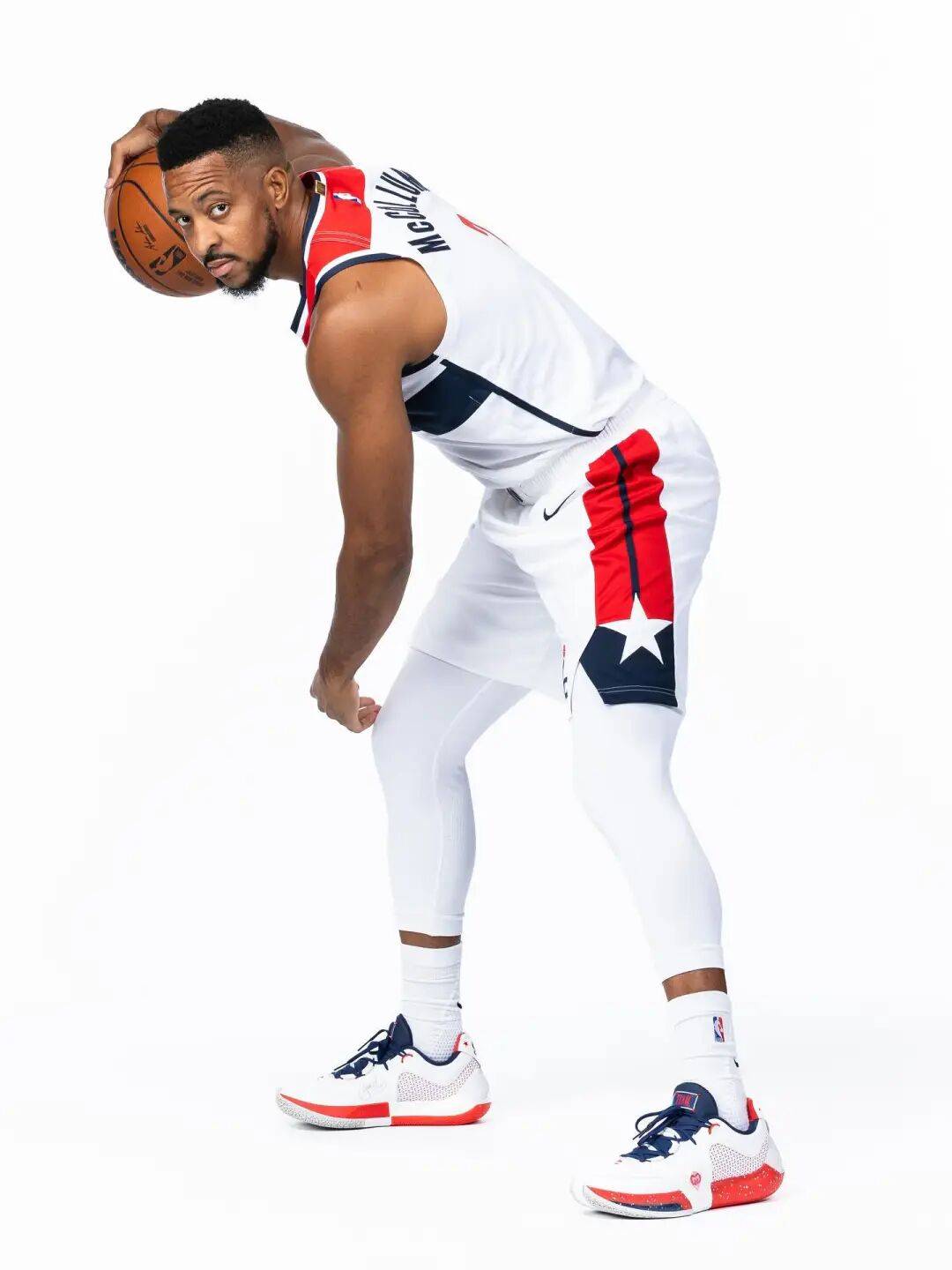 这么多nba球员穿李宁