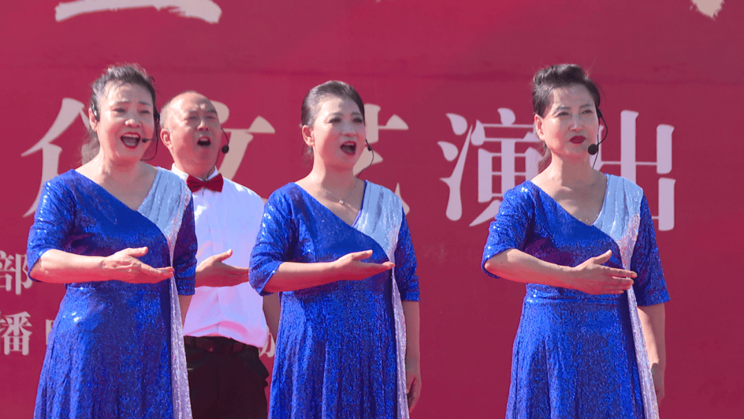 “喜迎国庆 盛世欢歌”前郭县庆十一广场群众文艺演出精彩上演