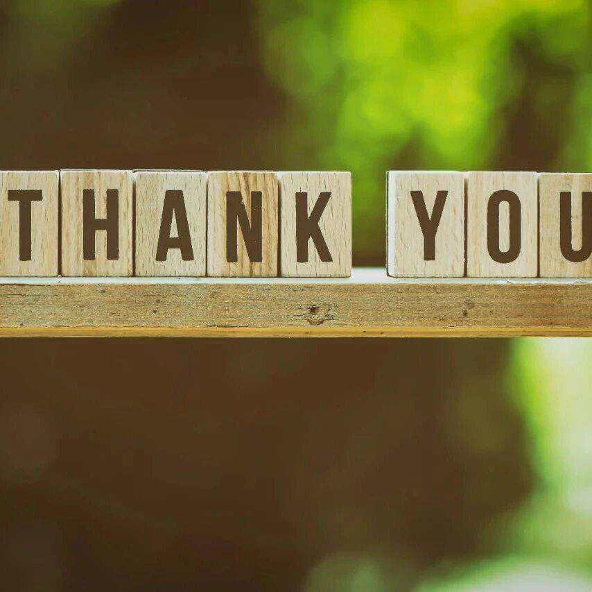 别再只会说 “Thank you”!四种不同场景的英语感谢表达,让你礼貌又地道_me_语气_朋友