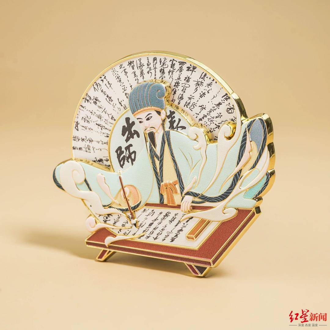 游客把“带得走的成都”装进行囊AG真人“成都礼物”假期热销(图3)