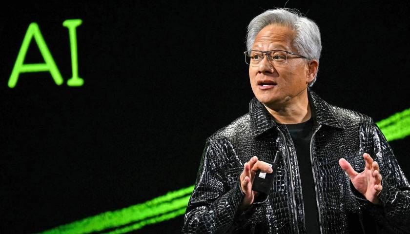 马斯克的xAI获英伟达投资，黄仁勋：遗憾没能投更多