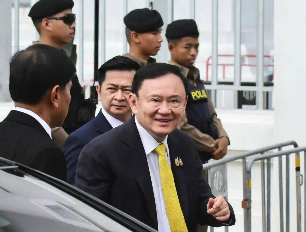 泰国前总理他信或在监狱担任英语教师