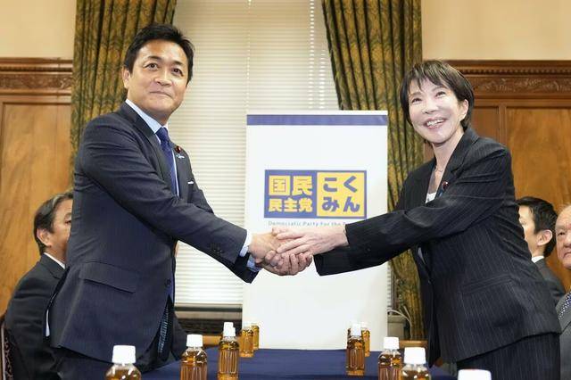 高市早苗当首相悬了，自民党又想起石破茂了：不如让他继续留任